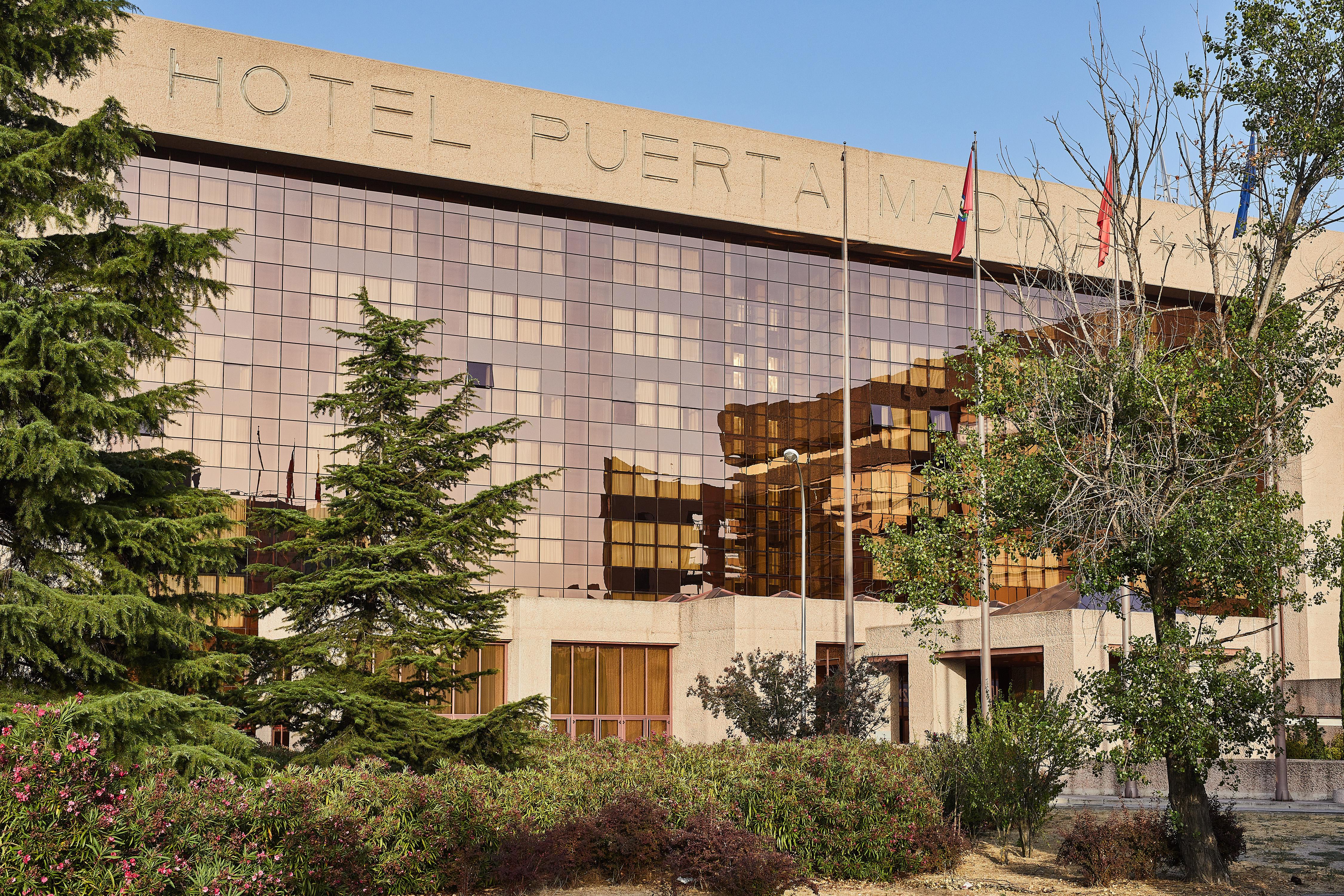 Hotel Silken Puerta Madrid Exterior foto