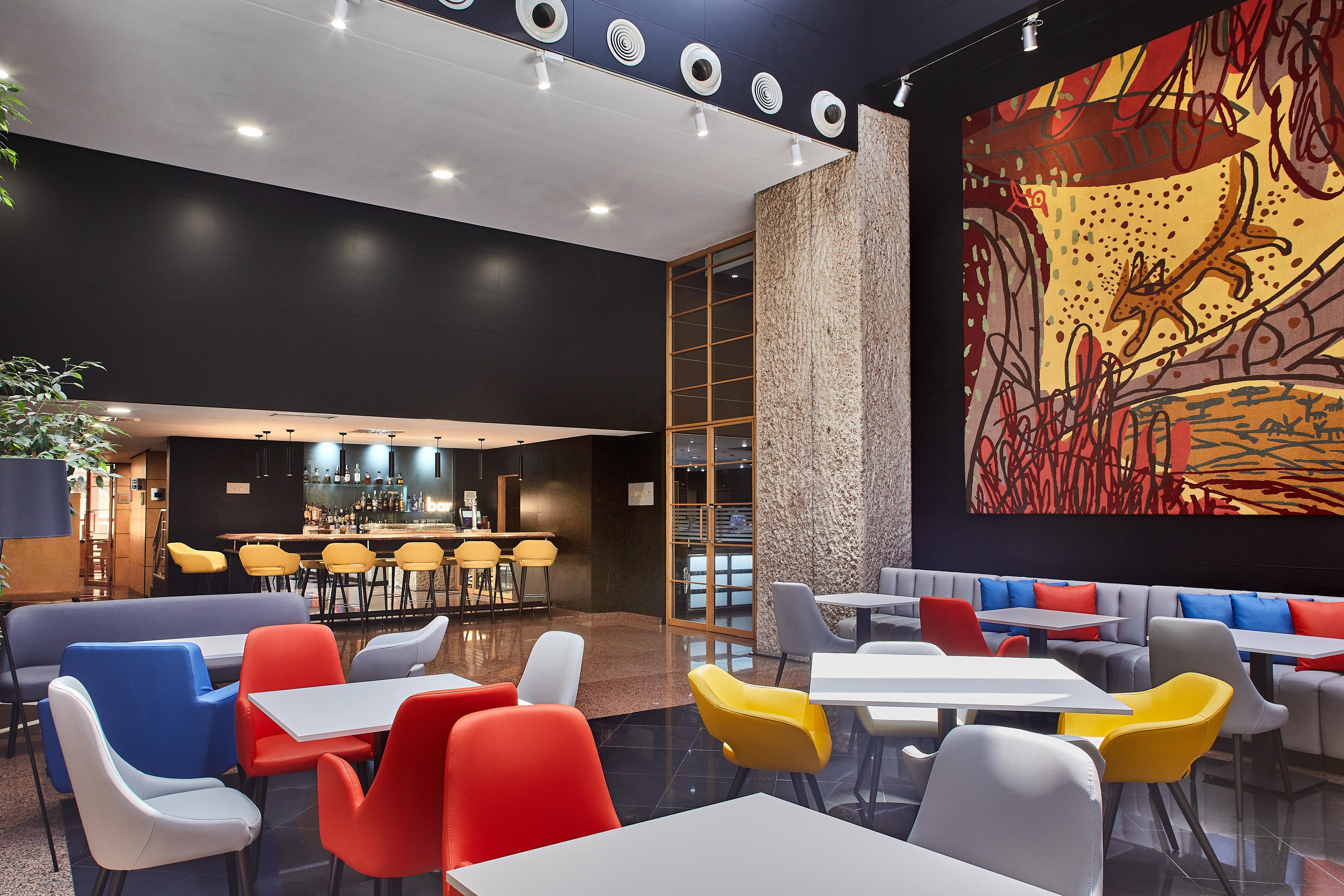 Hotel Silken Puerta Madrid Exterior foto