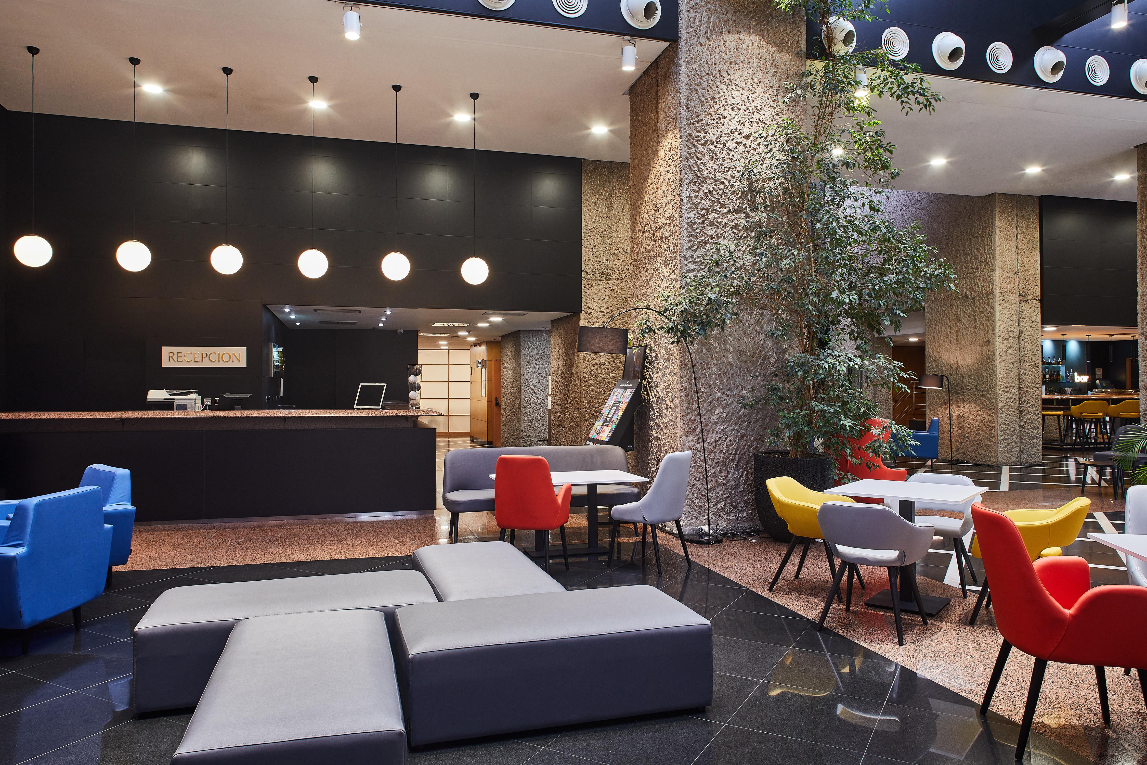 Hotel Silken Puerta Madrid Exterior foto
