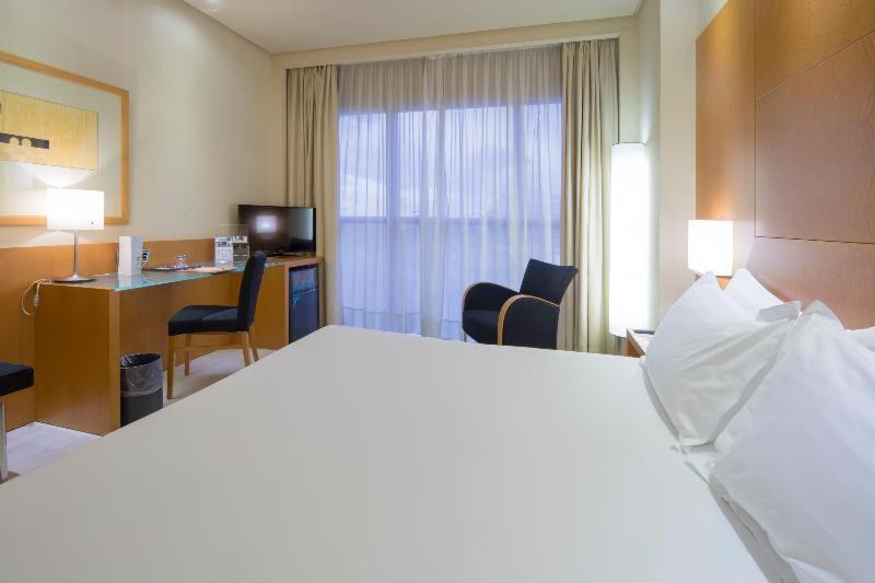 Hotel Silken Puerta Madrid Zimmer foto
